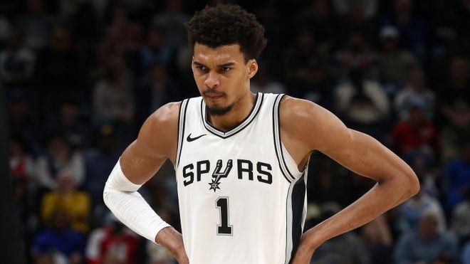 久保建英：若想世界杯夺冠实力是关键，但运气和势头也很重要（久保建英：冲击世界杯冠军，实力为本，运气与气势同样关键）