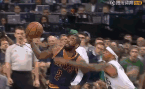 天降神兵，埃斯皮诺替补登场后即在底线附近攻入神仙球制胜（埃斯皮诺替补上阵，底线神仙球一锤定音）