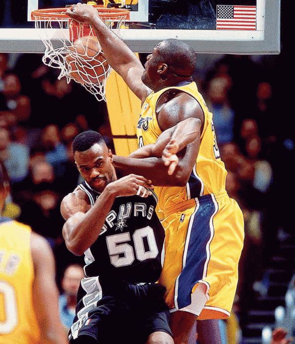 斯洛特：我已经让萨拉赫知道他不会参赛，这是我们唯一的交流（斯洛特：我只告知萨拉赫将不会出场，除此之外未再沟通）