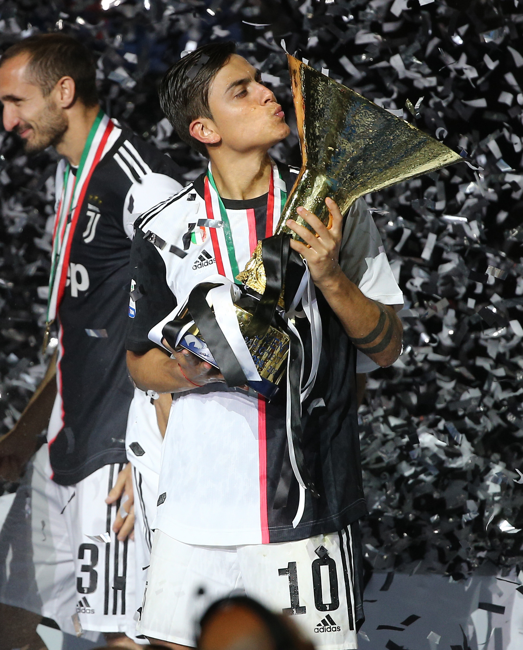 布莱顿主帅：球队有能力击败利物浦，萨拉赫是否出场影响不大（布莱顿主帅：有信心击败利物浦，萨拉赫出不出战影响有限）