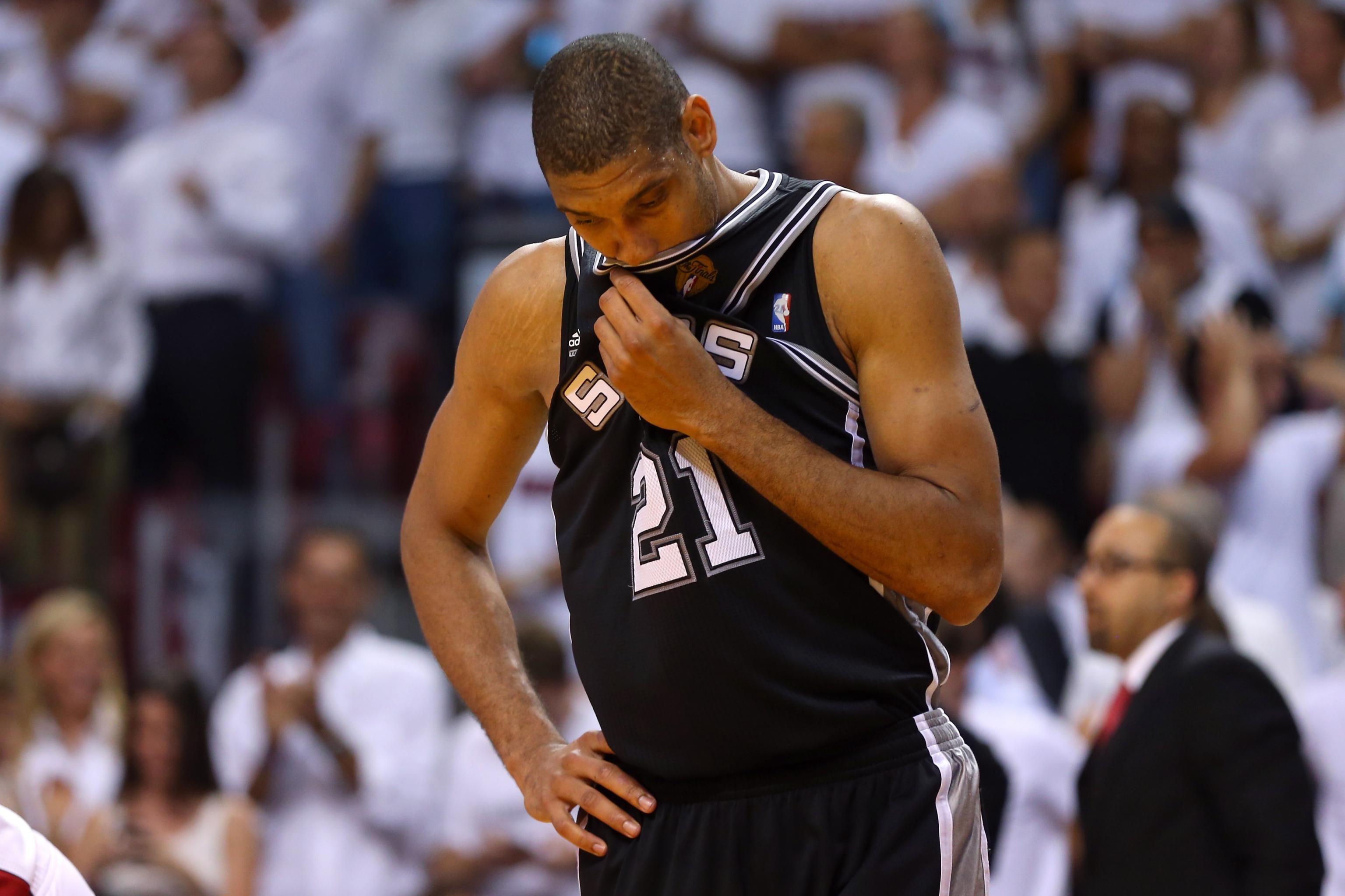 记者：凯恩已决定不在明夏激活解约条款，双方计划续约（记者：凯恩决定明夏不启用解约条款，双方拟续约）